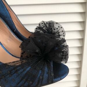 Betsey Johnson Bonnie Electric Blue Polka Dot Tulle Peep Toe Heels Sz 7.5